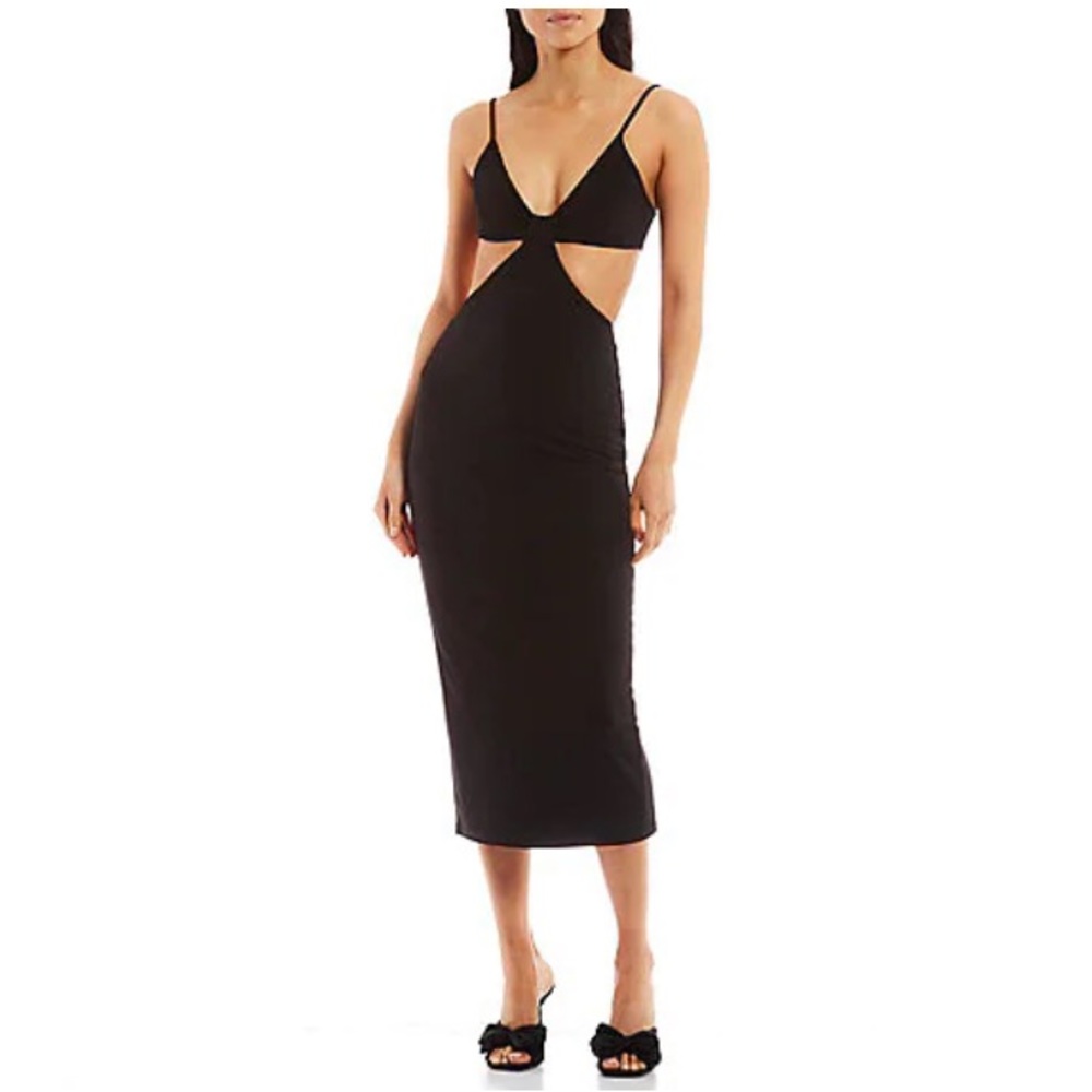 Gianni Bini
Bedford Side Cut Out Scoop Neck Sleeveless Dress
